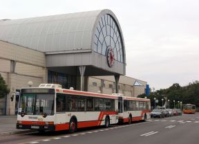 How to get to and from bus and railway station by public transport (from 18 Feb 2019)