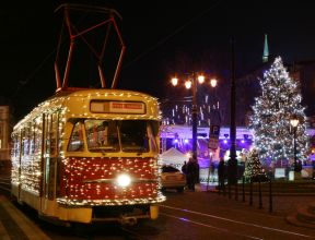 Dopravný podnik opäť vypraví Vianočnú električku (10. – 22.12.2012)