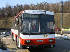 Škoda 14 Tr #6236 v novom šate