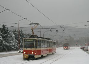 Mimoriadne: Výluka električiek v Dúbravke