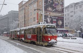 Mimoriadne: Odklon liniek 2 a 8 cez Krížnu a Špitálsku