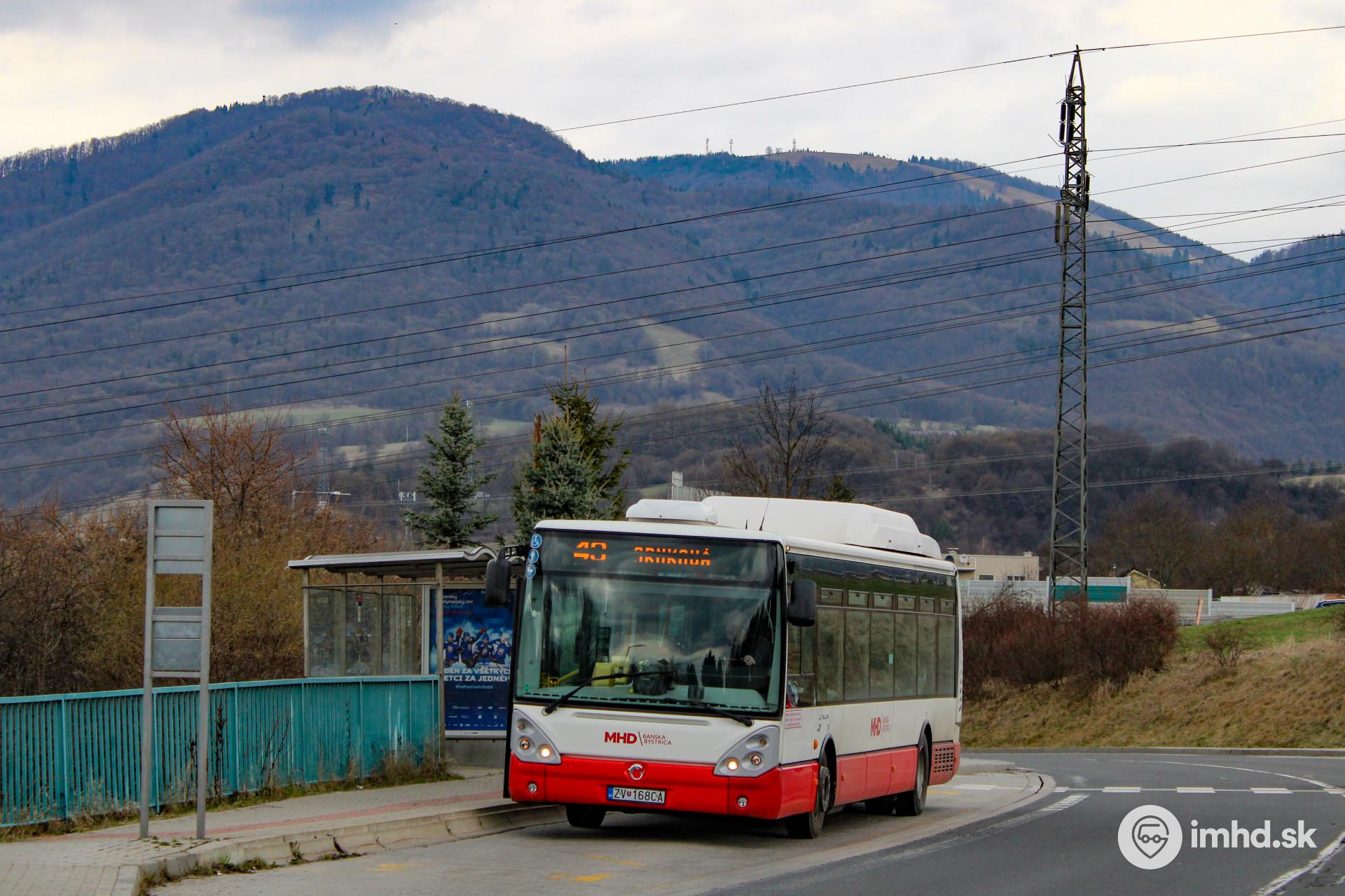 #ZV-168CA,  43, Na Karlove, zastávka Komenského