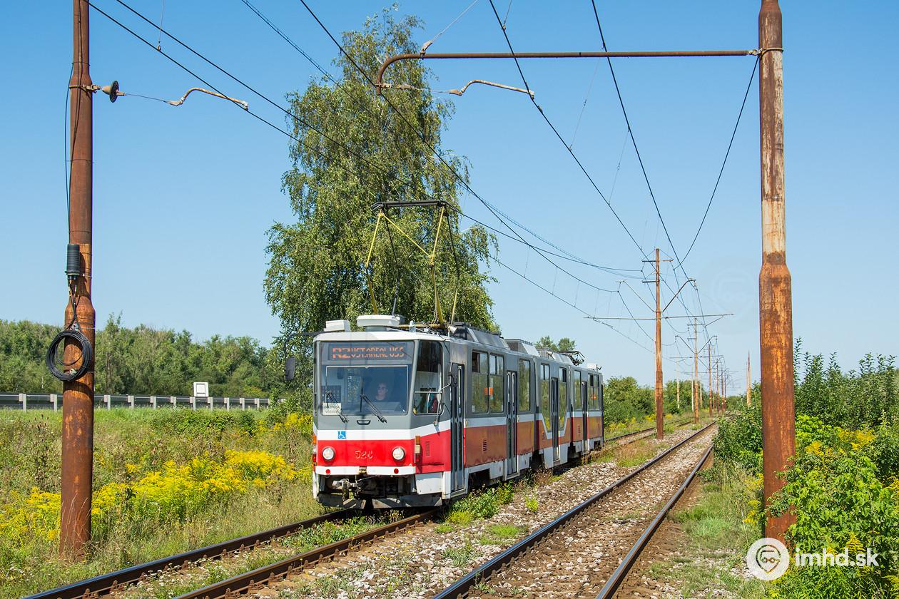 #528,  R2, Rýchlodráha, zastávka Ludvíkov Dvor