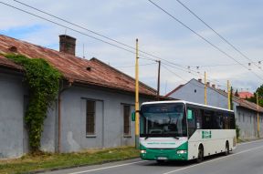 Školáci pocestujú prímestskými autobusmi v prešovskom kraji zadarmo (2.9.2020)