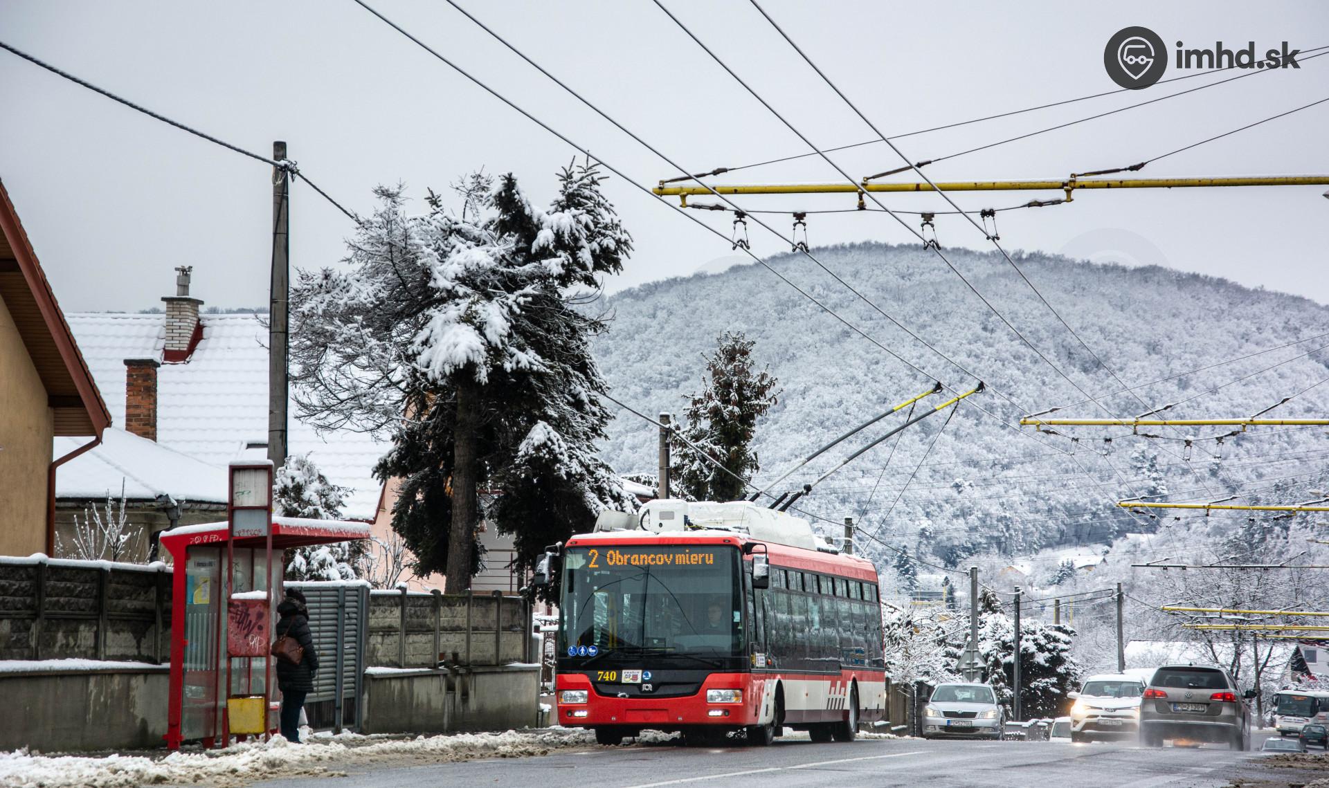 #740,  2, Sabinovská ul., zastávka Pod skalkou