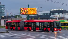 Trnava otestuje kĺbový autobus