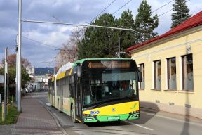 Chcete viesť nové autobusy a trolejbusy? DPMŽ vám zaplatí vodičský preukaz.