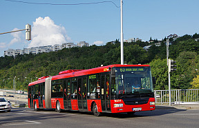 DPMŽ si prenajal kĺbový autobus z Bratislavy